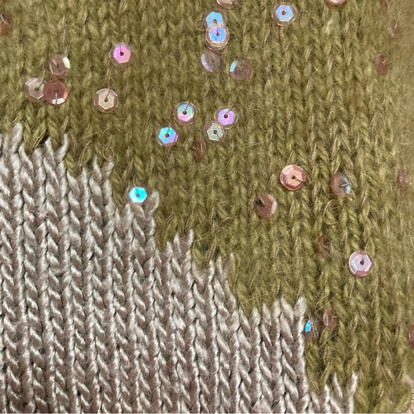 Knitting Needles multimedia sweater. Sequined & color blocked design. Sz L Green - Picture 6 of 7